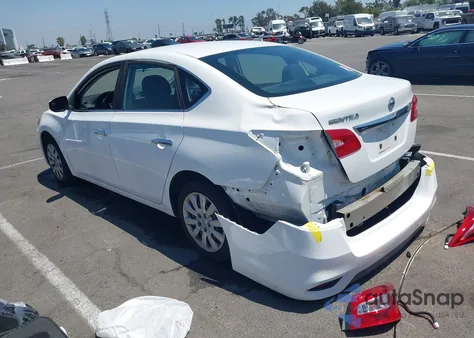 2017 Nissan Sentra S z USA, uszkodzony, nr VIN 3N1AB7AP3HY285039